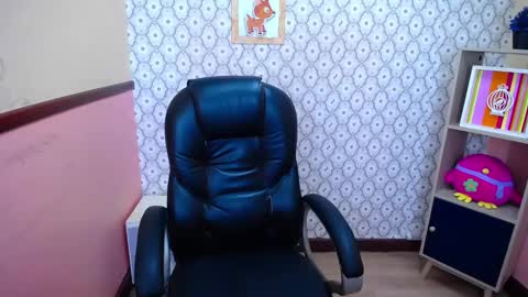 IM ALESSANDRA online show from 6, 10, 2025