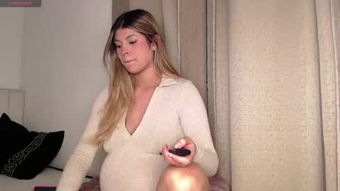 Snapshot of alessandrabloom chatting on 18, 5, 2026 Alessandra Bloom online show from 18, 5, 2026