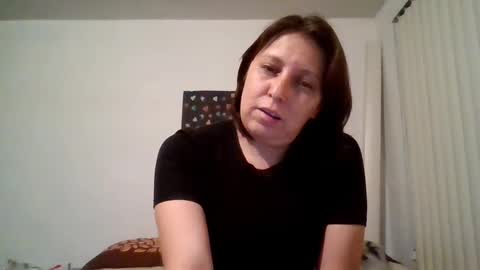 Alessandra Conrado online show from 24, 1, 2025