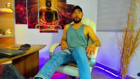 ALESSANDRO  WYE online show from 11, 1, 2025