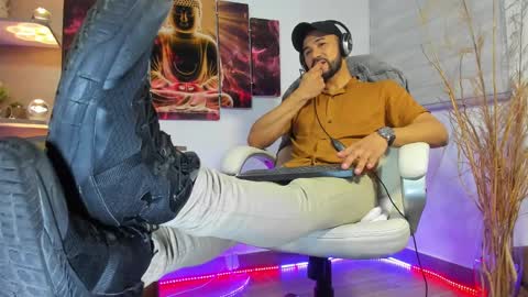 ALESSANDRO  WYE online show from 2, 2, 2025