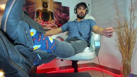 ALESSANDRO  WYE online show from 18, 2, 2025