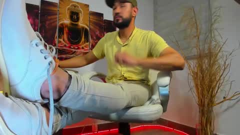 ALESSANDRO  WYE online show from 22, 2, 2025