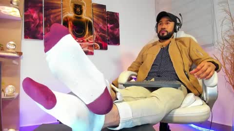 ALESSANDRO  WYE online show from 28, 2, 2025