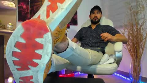 ALESSANDRO  WYE online show from 2, 3, 2025