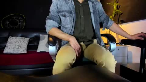 ALESSANDRO  WYE online show from 13, 2, 2026