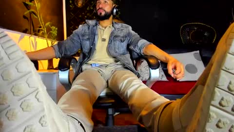 ALESSANDRO  WYE online show from 15, 2, 2026