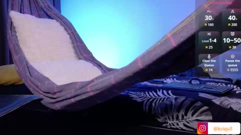 Kciqu3  Independent model online show from 20, 12, 2025