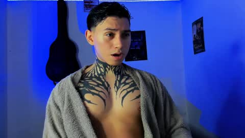 Snapshot of alessandro_wolf chatting on 7, 1, 2025 Alessandro online show from 7, 1, 2025