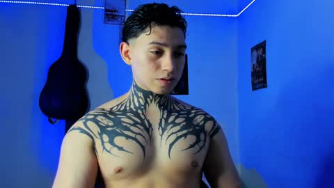 Snapshot of alessandro_wolf chatting on 12, 1, 2025 Alessandro online show from 12, 1, 2025