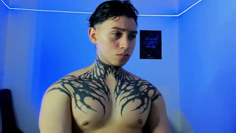 Snapshot of alessandro_wolf chatting on 3, 2, 2025 Alessandro online show from 3, 2, 2025