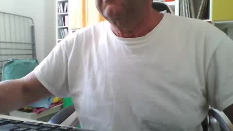 Daddy Alexx online show from 11, 6, 2026