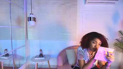 Snapshot of alessia_moon1 chatting on 16, 10, 2025 Alejandra  online show from 16, 10, 2025
