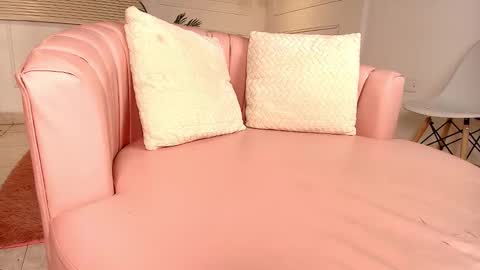 Snapshot of alessia_moon1 chatting on 10, 1, 2026 Alejandra online show from 10, 1, 2026