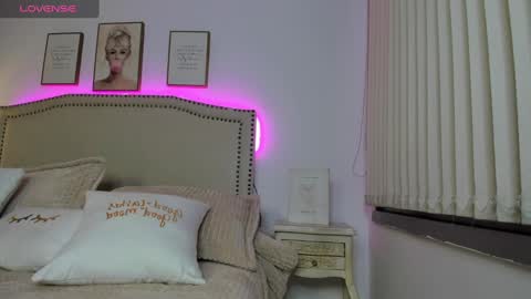 Alessia cruz online show from 17, 2, 2025