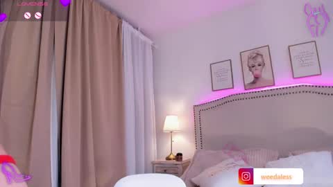 Alessia cruz online show from 25, 2, 2025