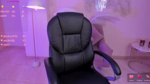 Snapshot of alessiacorleone_ chatting on 5, 1, 2025 Alessia online show from 5, 1, 2025
