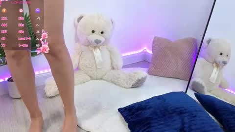 Snapshot of alessyaaa chatting on 10, 10, 2025 Ale online show from 10, 10, 2025