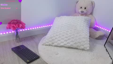 Snapshot of alessyaaa chatting on 11, 3, 2026 Ale online show from 11, 3, 2026