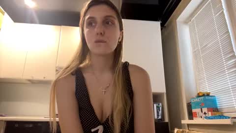 April online show from 22, 12, 2025