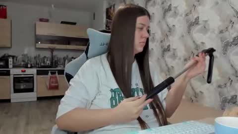 Aletta Oushen online show from 22, 11, 2025