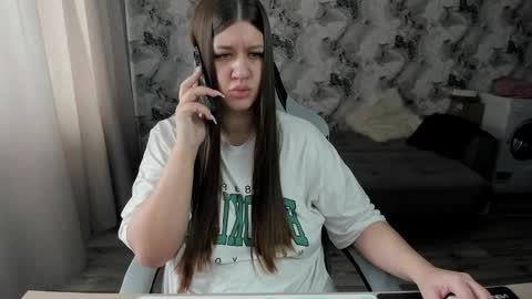 Snapshot of aletta_oushen chatting on 6, 3, 2026 Aletta Oushen online show from 6, 3, 2026