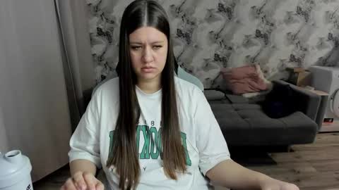 Snapshot of aletta_oushen chatting on 14, 3, 2026 Aletta Oushen online show from 14, 3, 2026