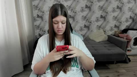 Snapshot of aletta_oushen chatting on 27, 3, 2026 Aletta Oushen online show from 27, 3, 2026