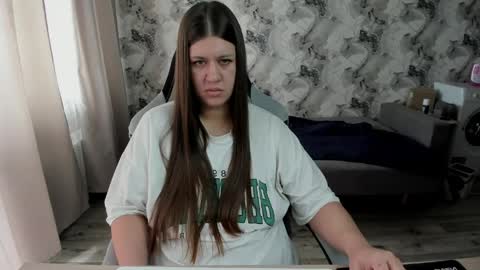 Aletta Oushen online show from 22, 4, 2026