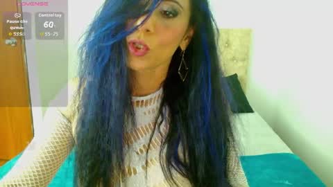 Snapshot of alettallove chatting on 4, 4, 2026 alettallove online show from 4, 4, 2026