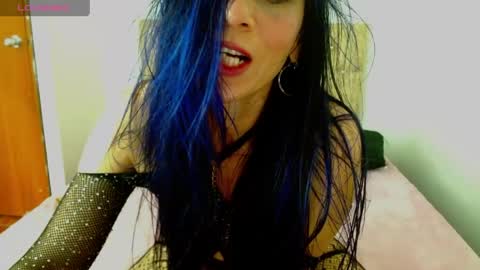 Snapshot of alettallove chatting on 17, 5, 2026 alettallove online show from 17, 5, 2026