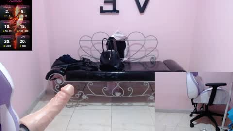 Snapshot of aleusa_ chatting on 18, 5, 2026 PVT 12TK 9AM - 9PM COLOMBIA online show from 18, 5, 2026