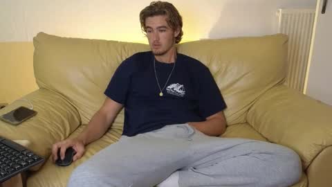 Snapshot of alex83530 chatting on 23, 10, 2025 Alex83530 online show from 23, 10, 2025