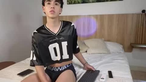 alex online show from 19, 10, 2025