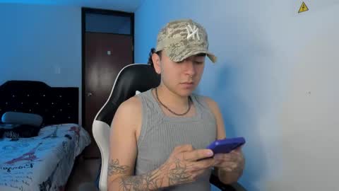 Snapshot of alex__montesco chatting on 23, 12, 2025 Alex online show from 23, 12, 2025