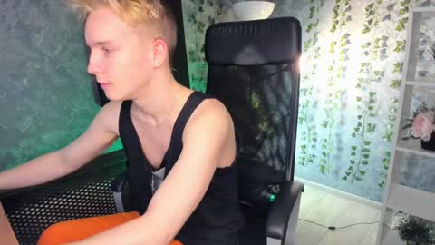 Snapshot of alex__sweet chatting on 22, 12, 2024 your Alex online show from 22, 12, 2024