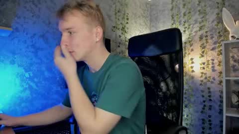 Snapshot of alex__sweet chatting on 5, 10, 2025 your Alex online show from 5, 10, 2025