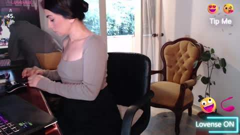 Snapshot of alex_and_theprof chatting on 21, 1, 2025 ALEX online show from 21, 1, 2025