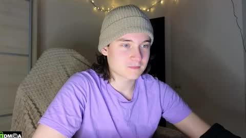 Snapshot of alex_candy_pump chatting on 23, 12, 2025 FAVORITE online show from 23, 12, 2025