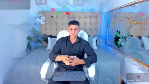 alex online show from 25, 10, 2025