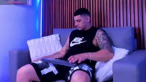alex online show from 30, 4, 2026
