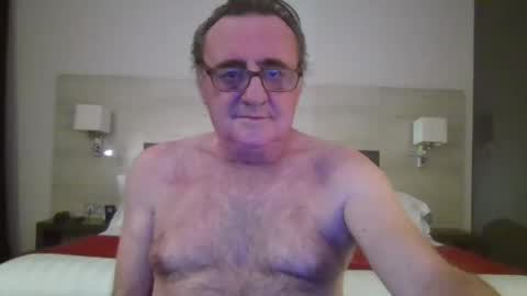 Snapshot of alex_fetishplayer chatting on 12, 1, 2025 Alex online show from 12, 1, 2025