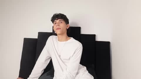 Snapshot of alex_mark_ chatting on 10, 9, 2025 alex_mark_ online show from 10, 9, 2025