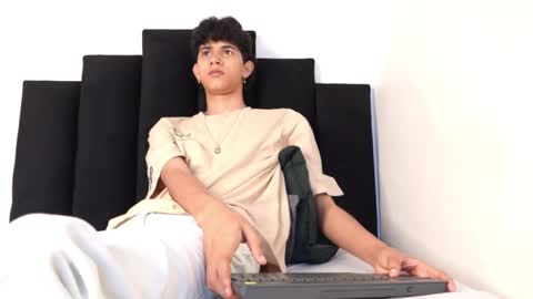 alex_mark_ online show from 19, 2, 2026