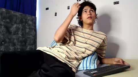 Snapshot of alex_mark_ chatting on 21, 4, 2026 alex_mark_ online show from 21, 4, 2026