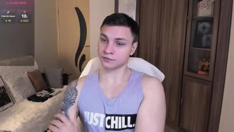 Snapshot of alex_milson chatting on 28, 9, 2025 alex_milson online show from 28, 9, 2025