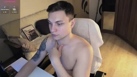 Snapshot of alex_milson chatting on 2, 10, 2025 alex_milson online show from 2, 10, 2025