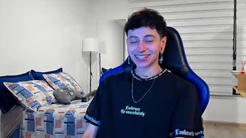 Snapshot of alex_poett chatting on 27, 2, 2025 Residente0xxx online show from 27, 2, 2025