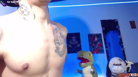 Snapshot of alex_rockstar chatting on 5, 3, 2026 online show from 5, 3, 2026