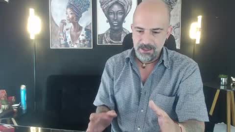 Snapshot of alex_saints_ce chatting on 5, 4, 2026 Alex Saints online show from 5, 4, 2026